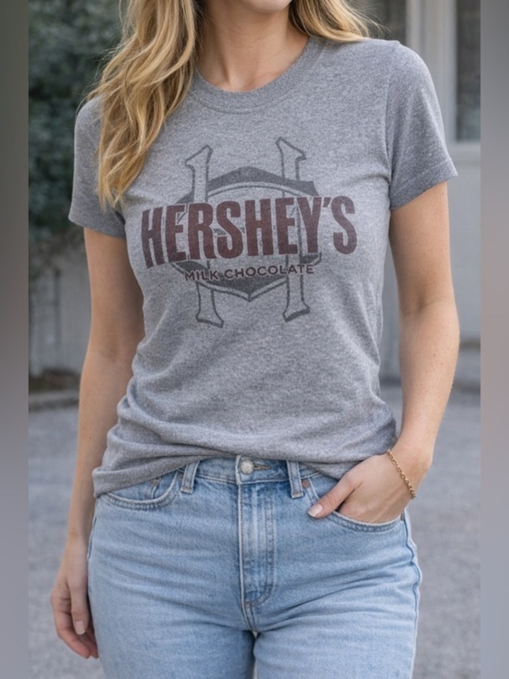 Hershey’s graphic tee size S gray t shirt vintage style Chocolate Retro Casual